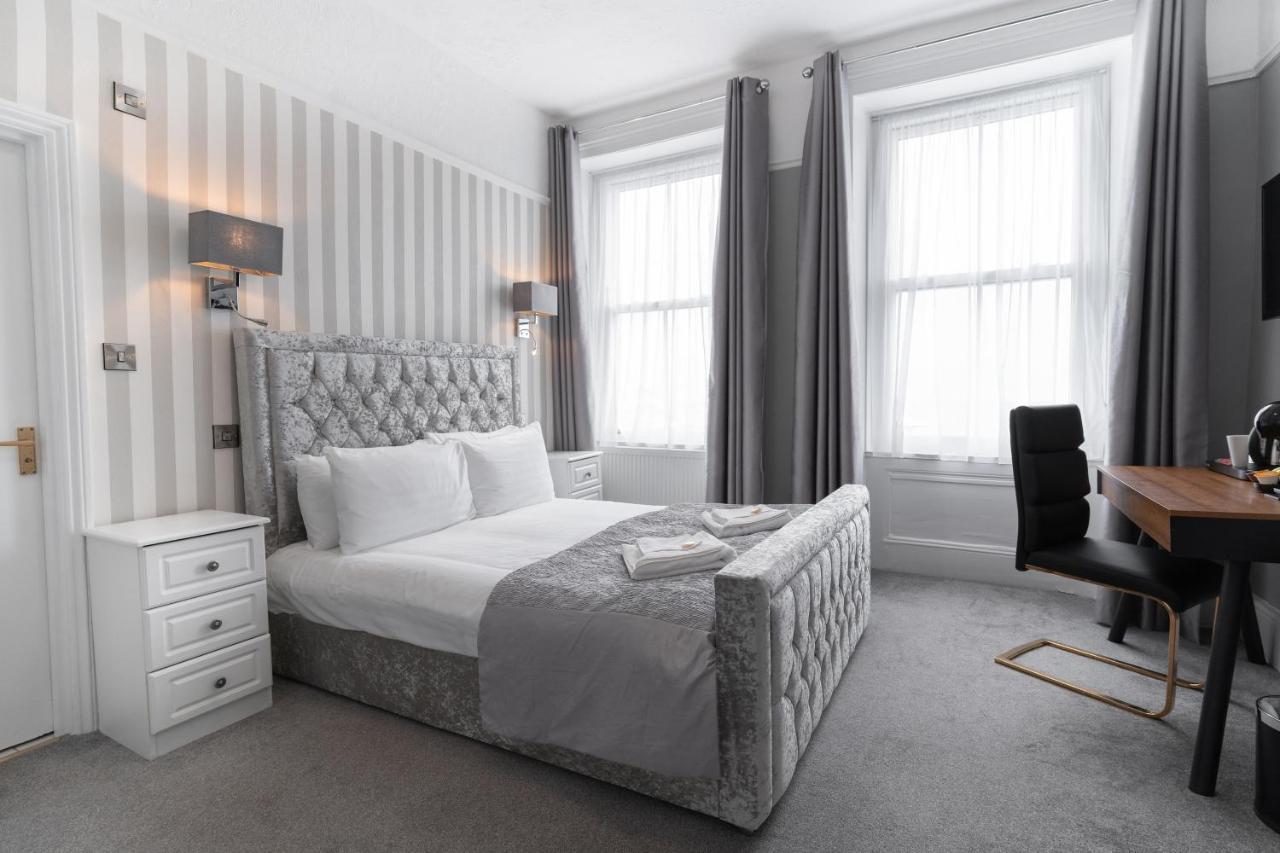 The Pier Hotel Eastbourne Exterior foto