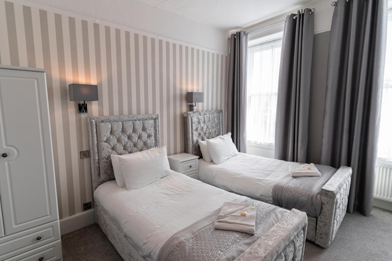 The Pier Hotel Eastbourne Exterior foto